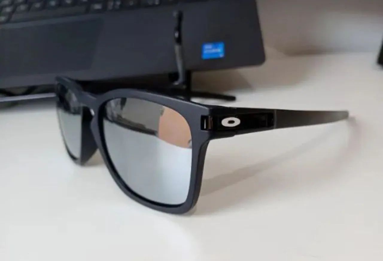 Óculos de sol Oakley