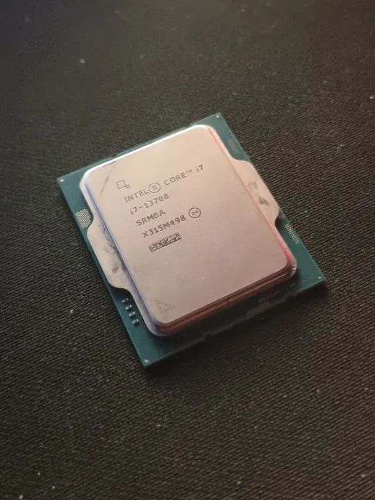 Processador Intel Core i7 13700 leia 