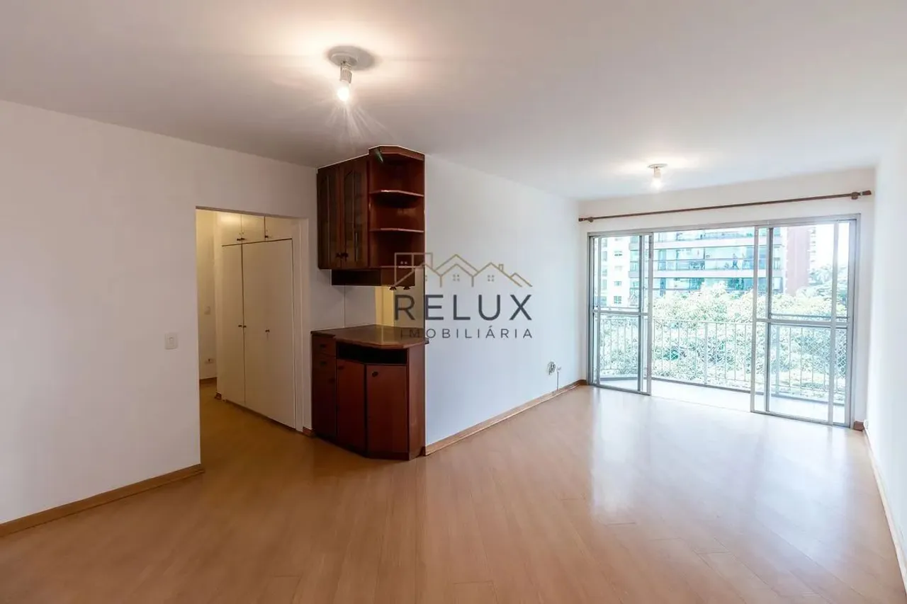 Apartamento de 3 Dormitórios no Campo Belo - São Paulo