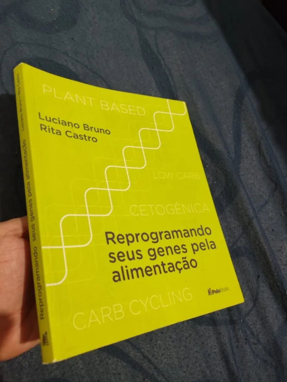 DIVERSOS LIVROS DE NUTRIÇÃO