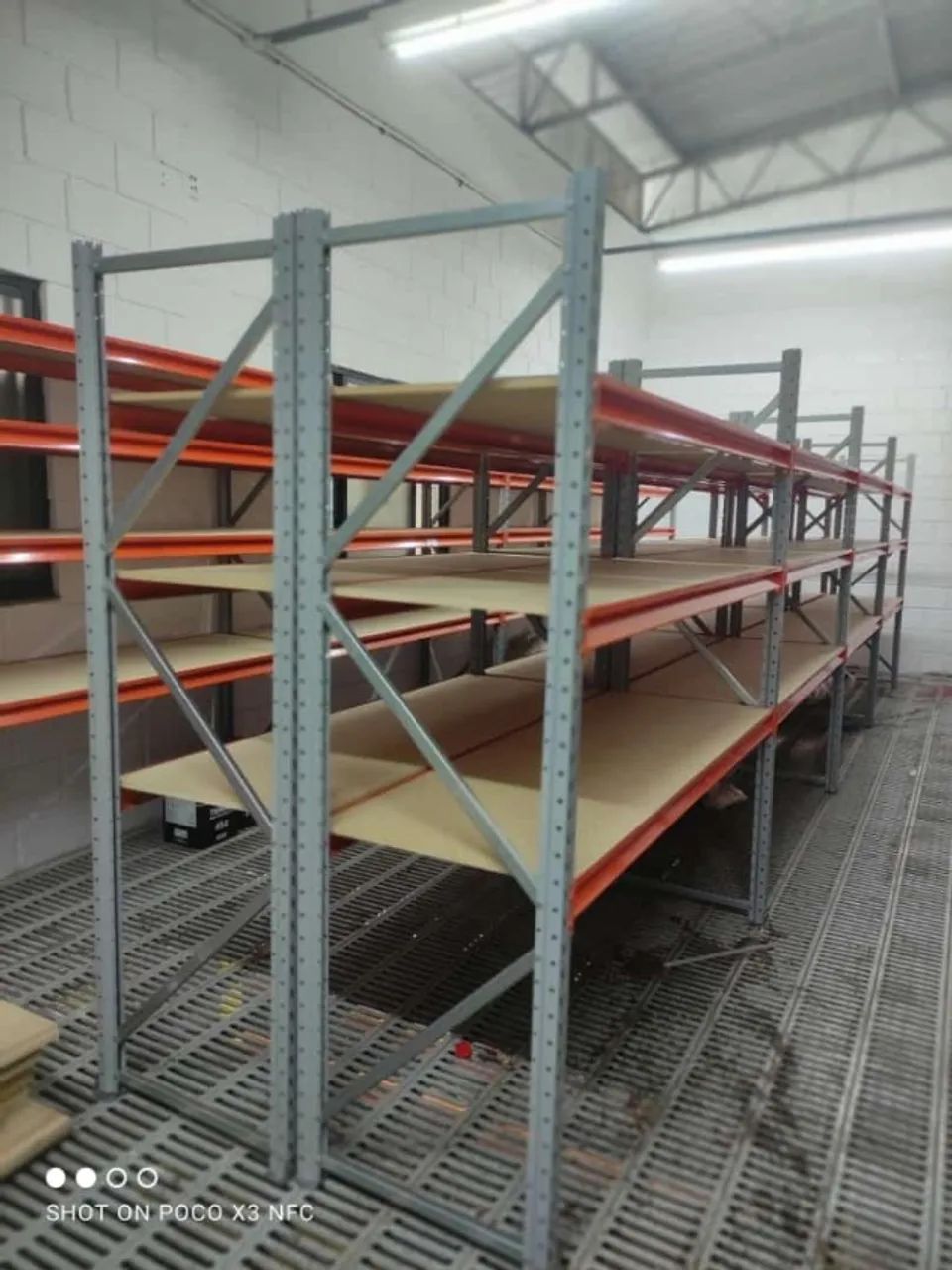 Mini Porta Pallet - 500kg por nível | Resistência para cargas pesadas