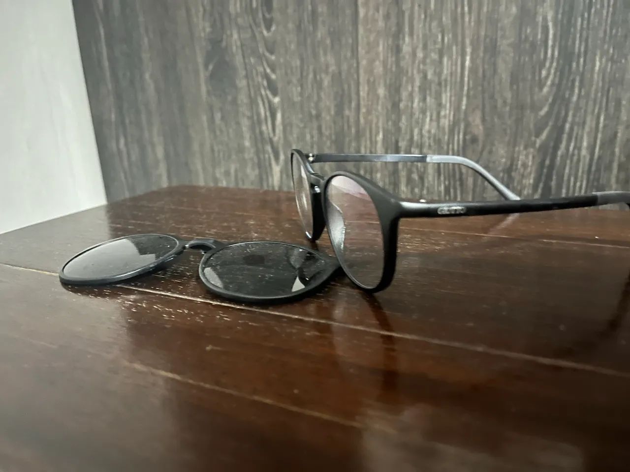 Óculos com Clip-on Solar Removível - 2 em 1 - Foto 4