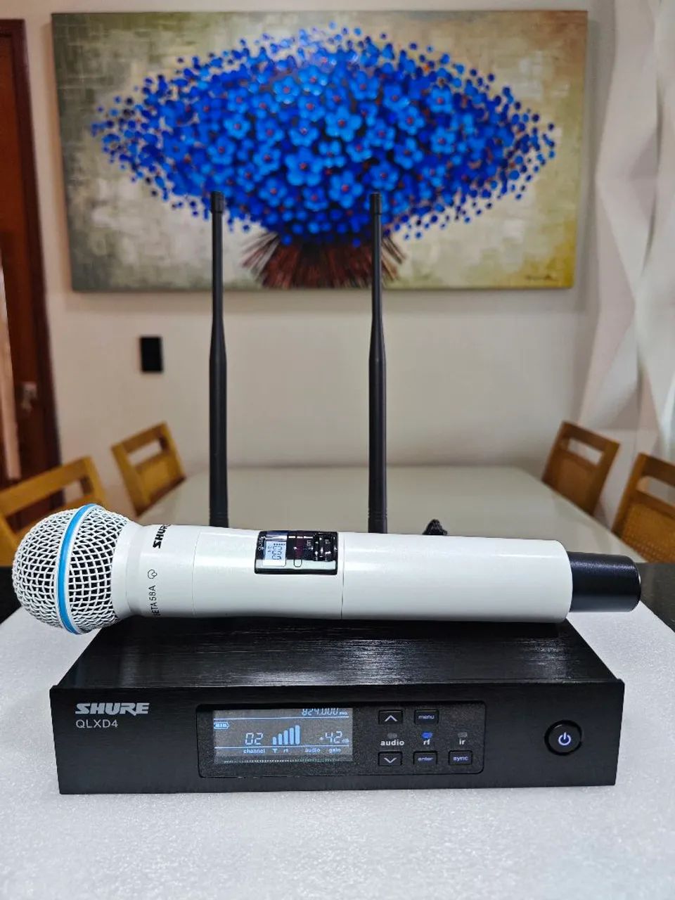 MICROFONE SHURE QLXD4 BRANCO