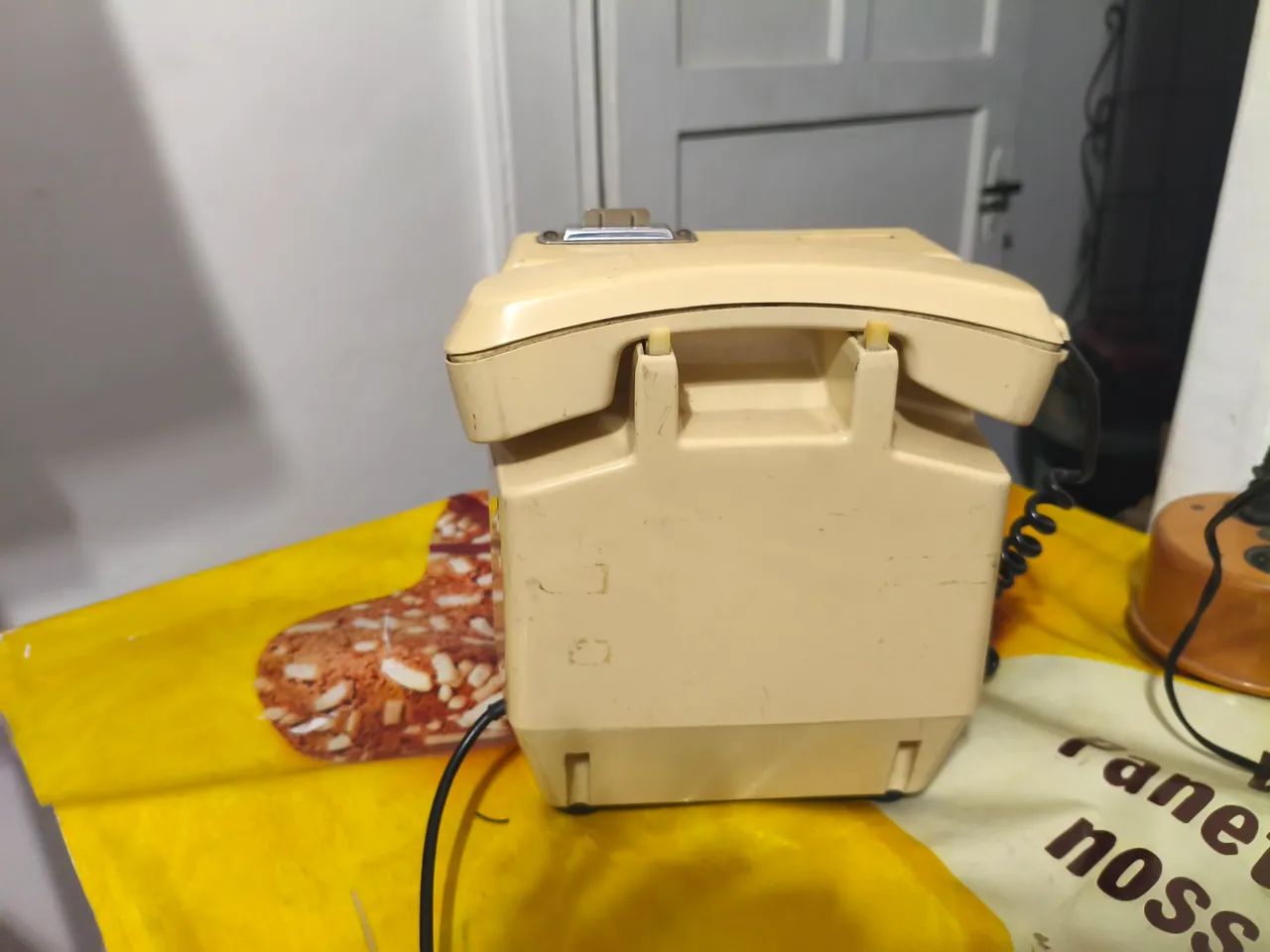 Telefone antigo. - Foto 4