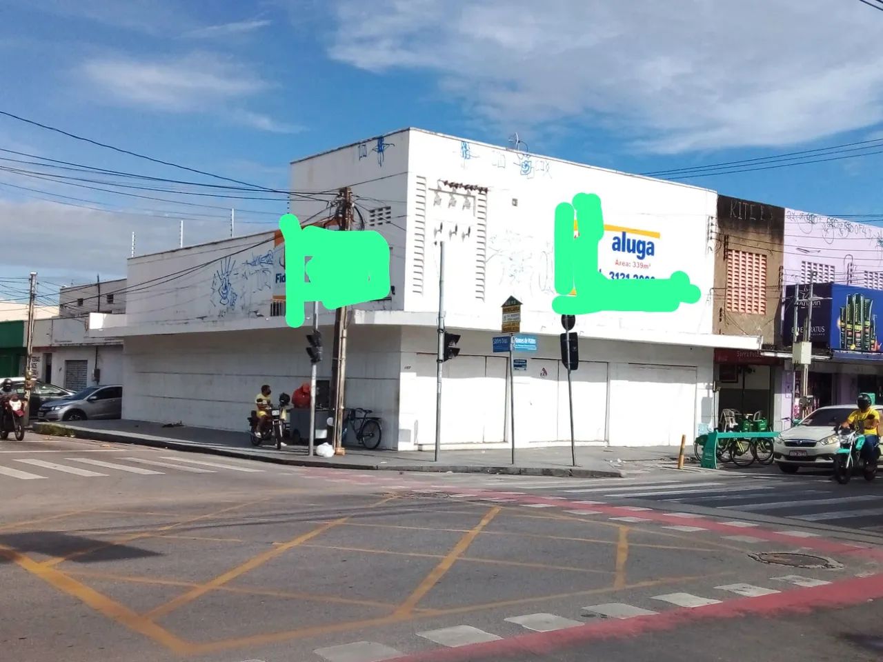 Alugo Excelente Ponto Comercial no Coração do Montese - 339 m²