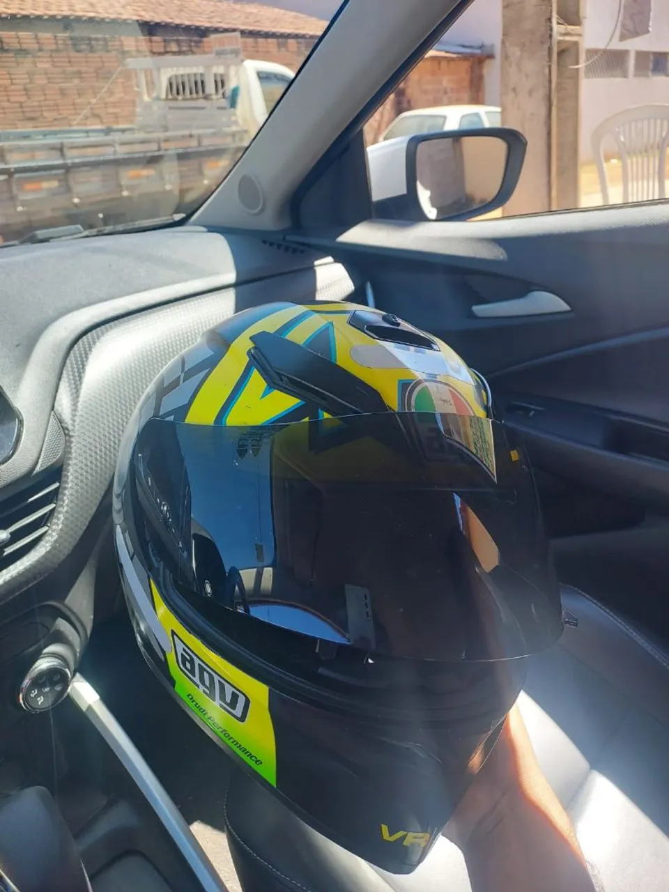 Capacete AGV VR46 - Design Exclusivo