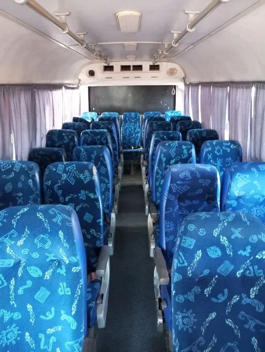 Volare W8 32 lugares ano 2009 - Foto 2