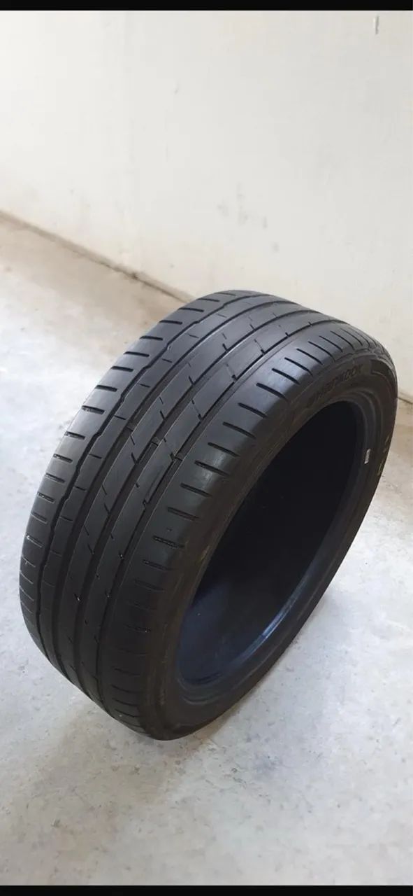 Pneu Dunlop 225 45 R18 c/ 15 MK