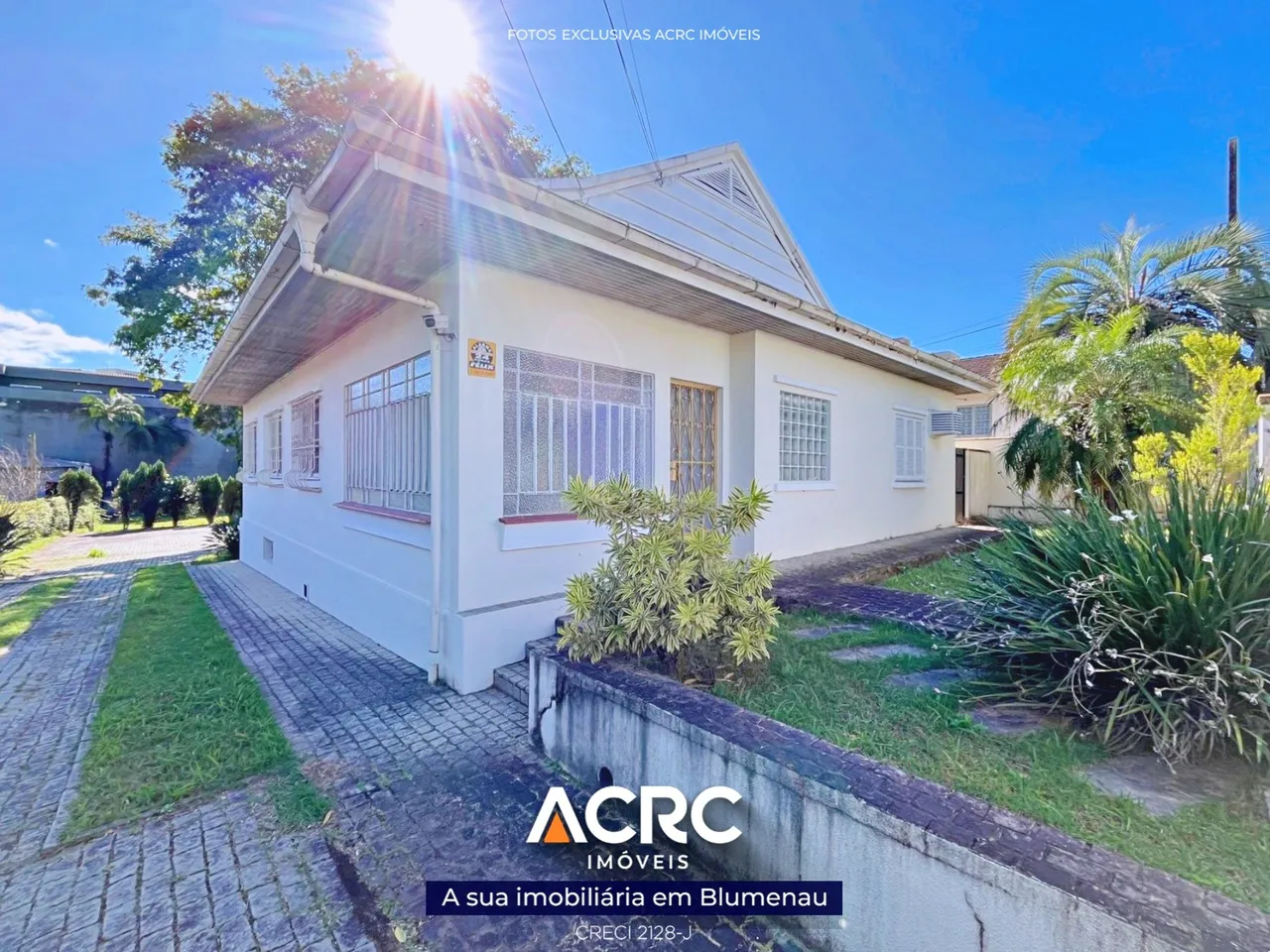 ACRC Imóveis - CA03405 - Casa para Locação no Bairro Garcia