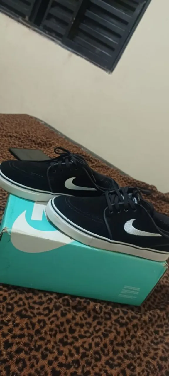 Tênis Nike SB Zoom Janoski Preto