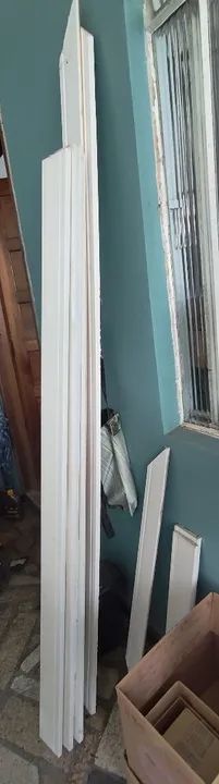 Torro Hoje Rodapés branco madeira MDF ou poliestireno 