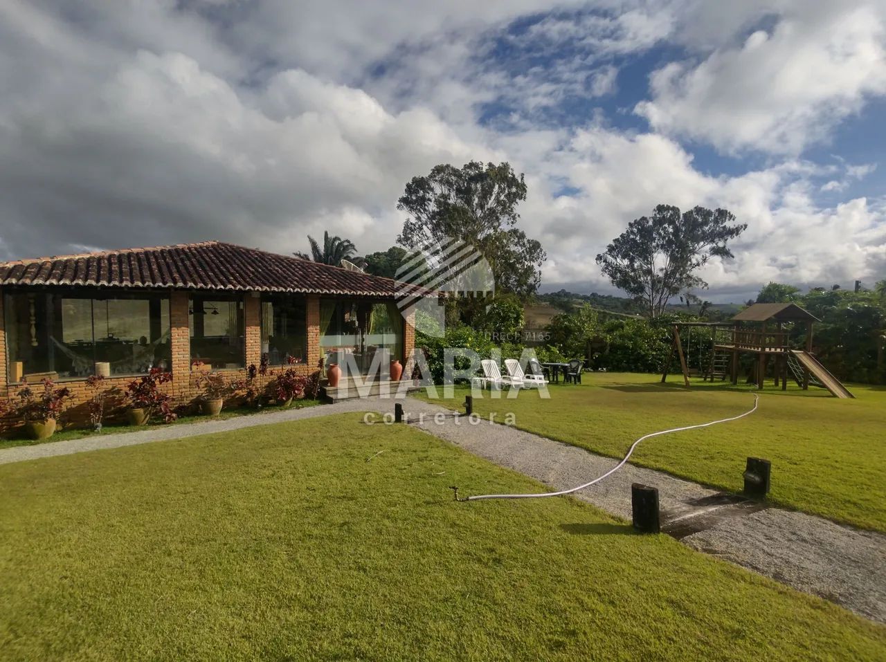 Fazenda à venda com 300 hectares com excelente acesso e uma extraordinária vista!! - Foto 13