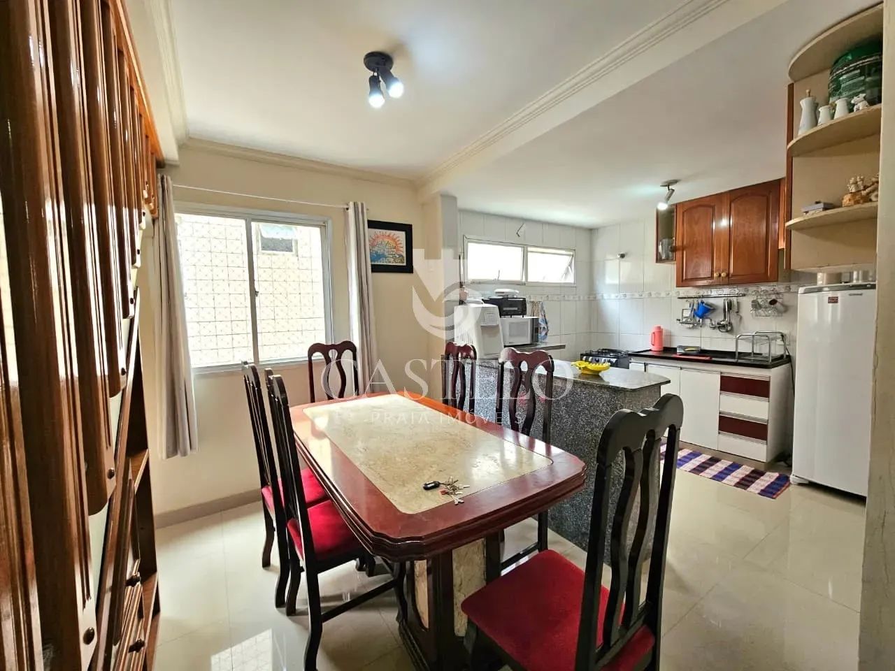 IMPERDÍVEL ! Cobertura duplex, 3 quartos/2suítes a venda na praia do Morro com 2 vagas de  - Foto 3