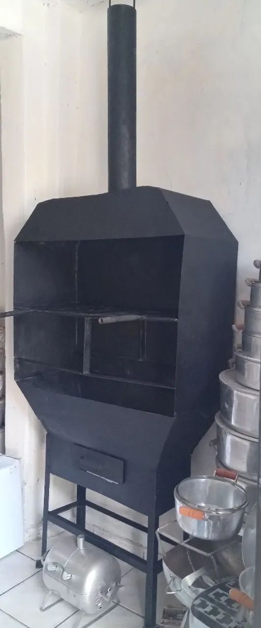 CHURRASQUEIRA PARA ESPETINHOS COM CHAMINÉ (CHAPA/AÇO)