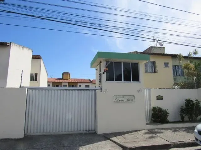 Residencial Dom Luis! Apartamento com 2 quartos, wc social, varanda, sala, cozinha, área d