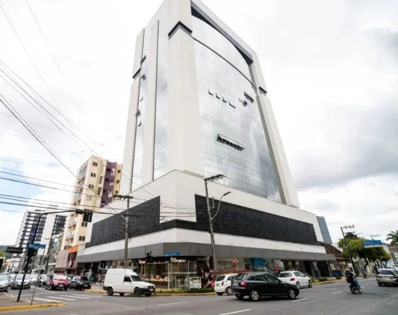Sala Comercial Centro Joinville Adville