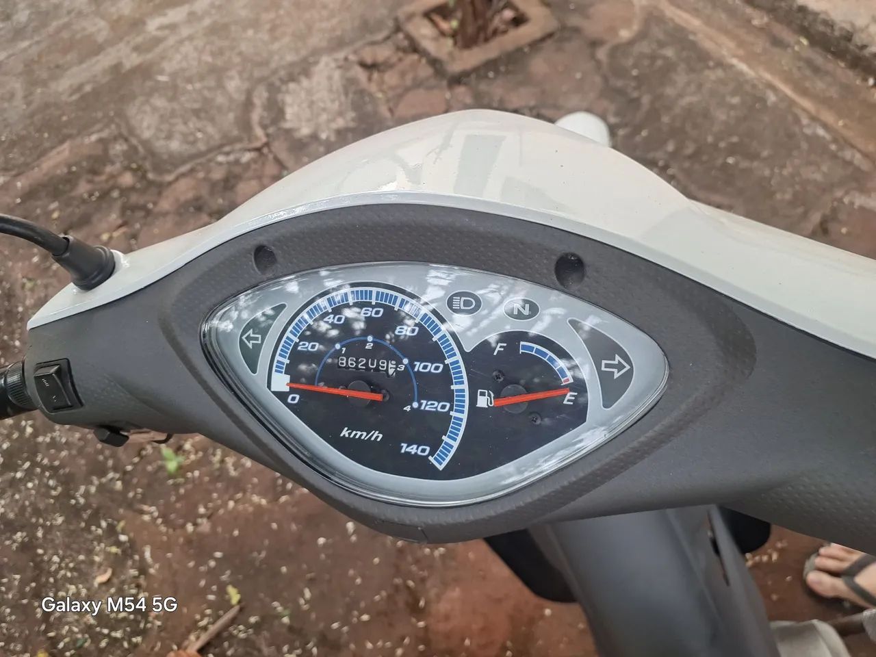 Biz 125 branco perola - Foto 6