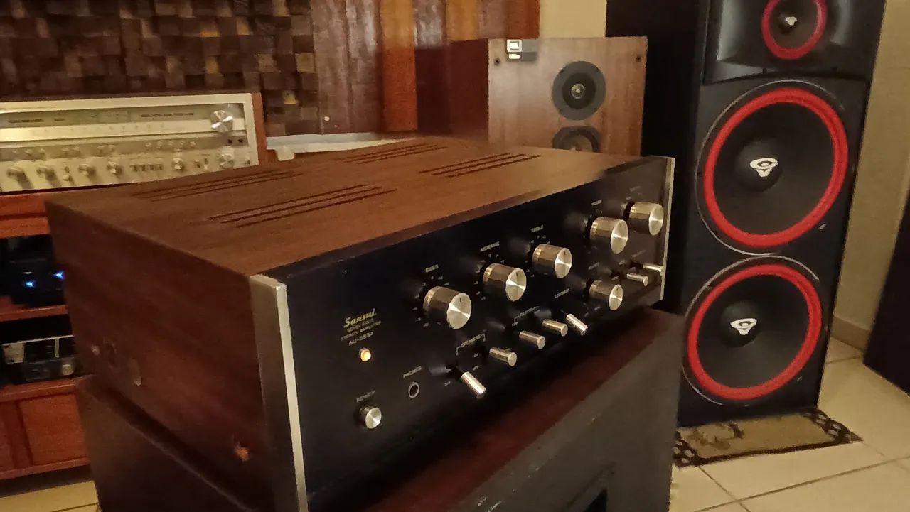 Amplificador Vintage Sansui AU555a - Foto 5
