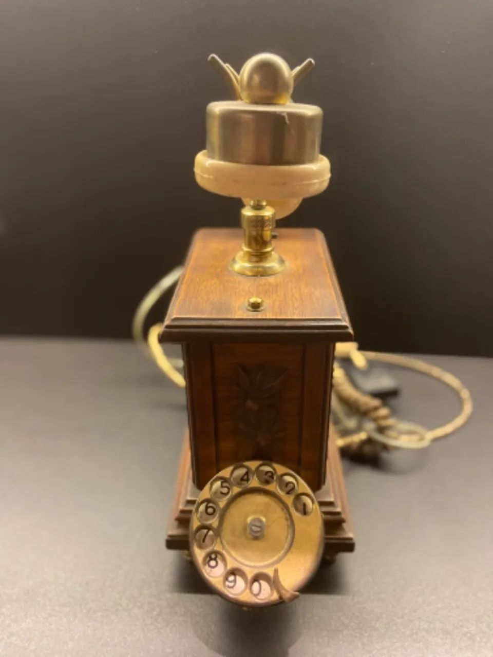 Telefone Antigo de Mesa em Madeira - Foto 4