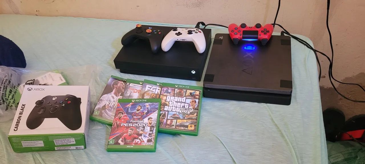 Xboxone X 6jogos e dois controles  - Foto 4