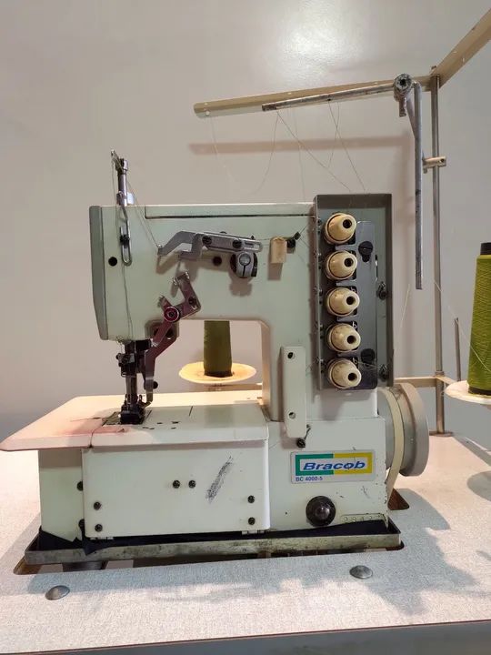 Máquina de Costura Industrial Bracob BC 4000-5