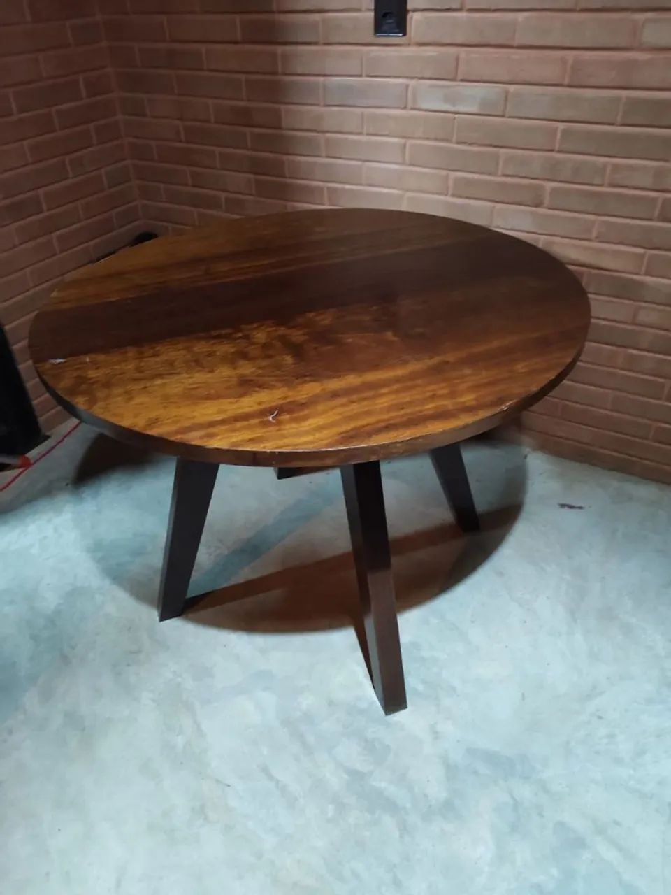 Solid wood round dining table for 4 people64994315924610122