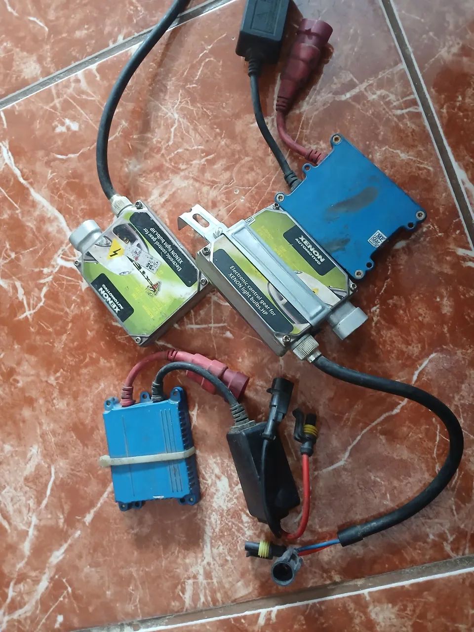 Vende-se xenon - Foto 3