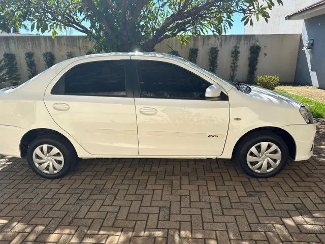Toyota Etios Sedan X.S 1.5 2017/2018 - Foto 2