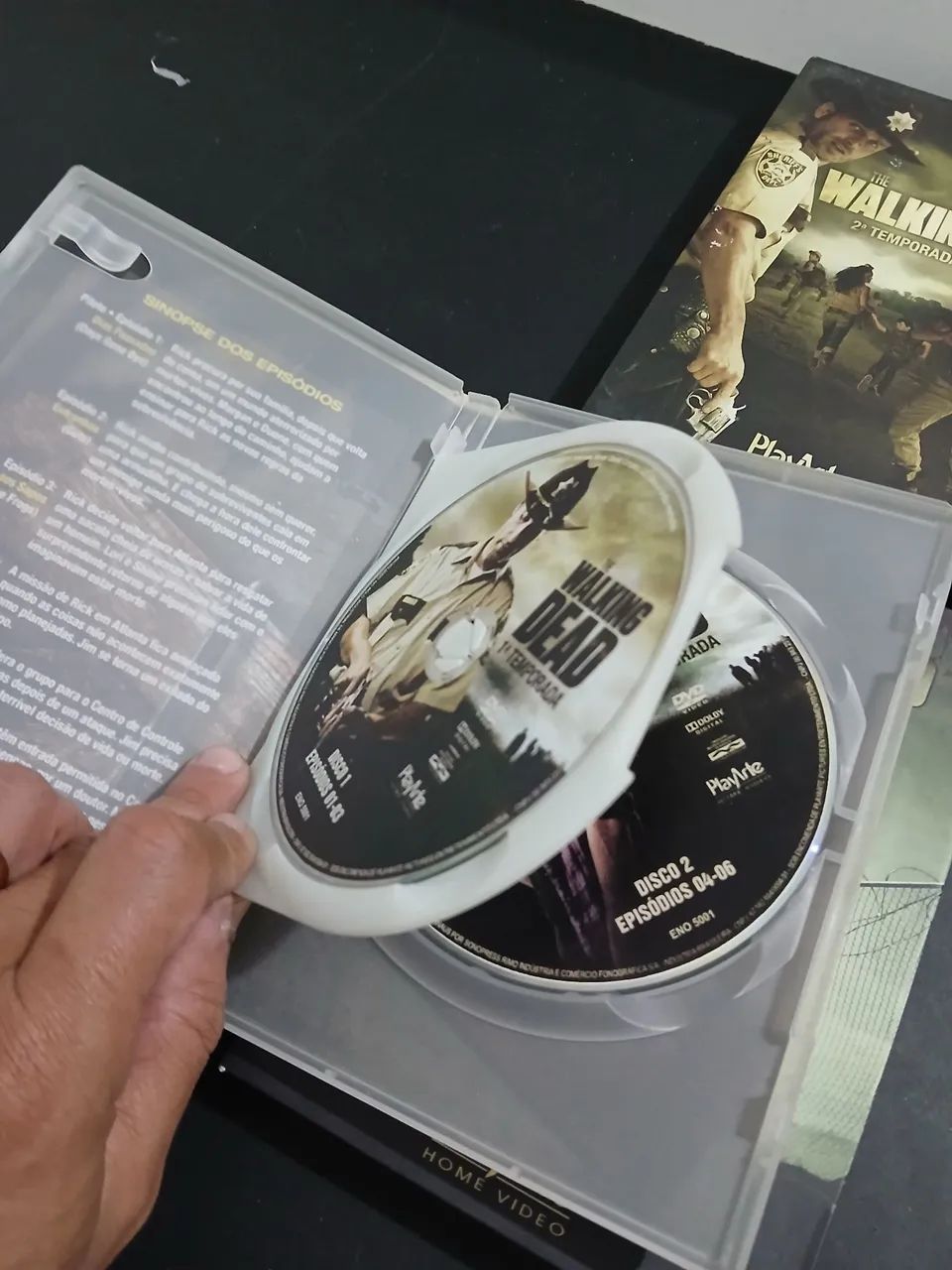DVD Box Serie The Walking Dead - 1ª,2,3 e 4 Temporada completa