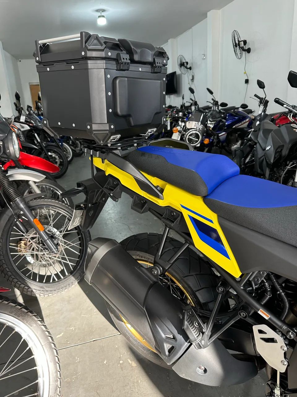 VSTROM 1050 24/25 já emplacada e transferida 2025 - Foto 7