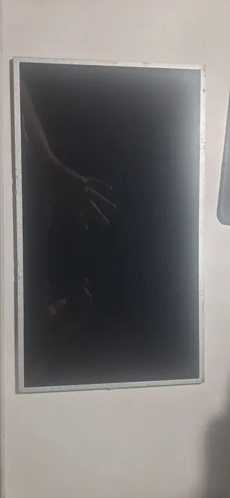 Tela LCD 15.6 Usada no estado de novo funcionando perfeitamente 