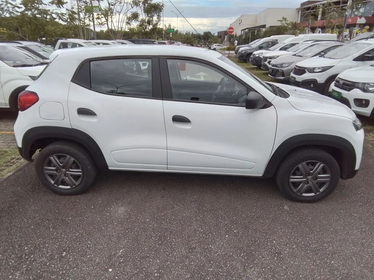 Renault Kwid 2024 1.0 12v sce flex zen manual - Foto 4