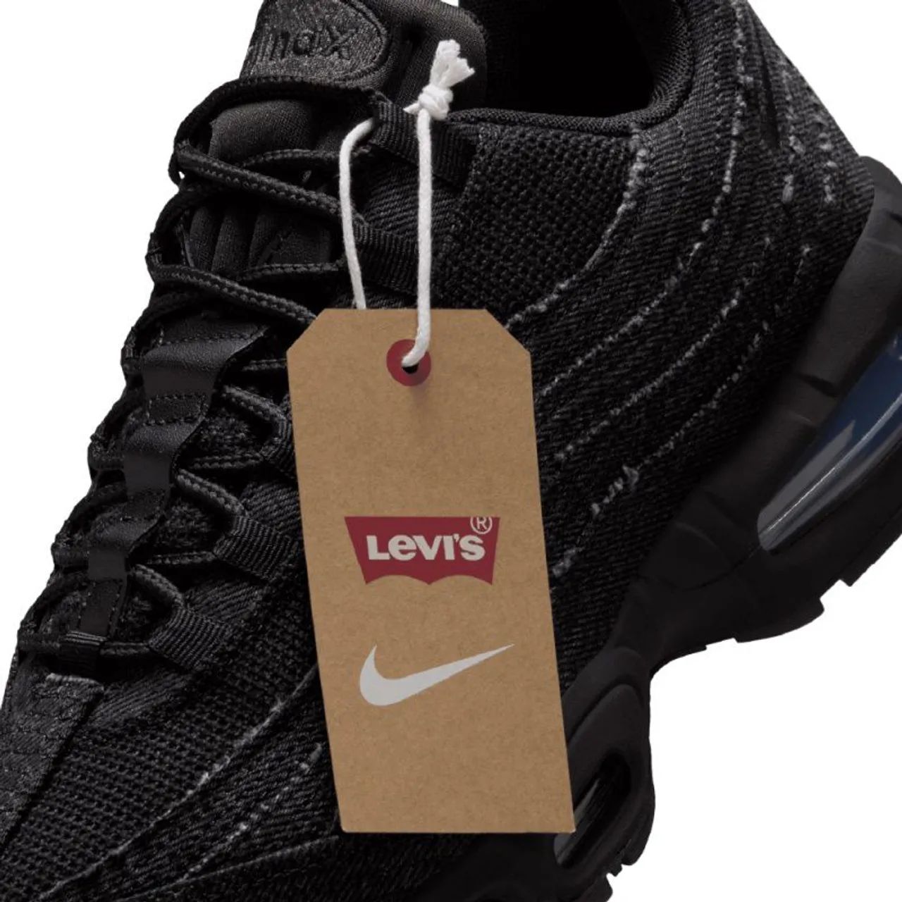 Levi's x Nike Air Max 95 OG Black - Calçados - Água Limpa, Volta