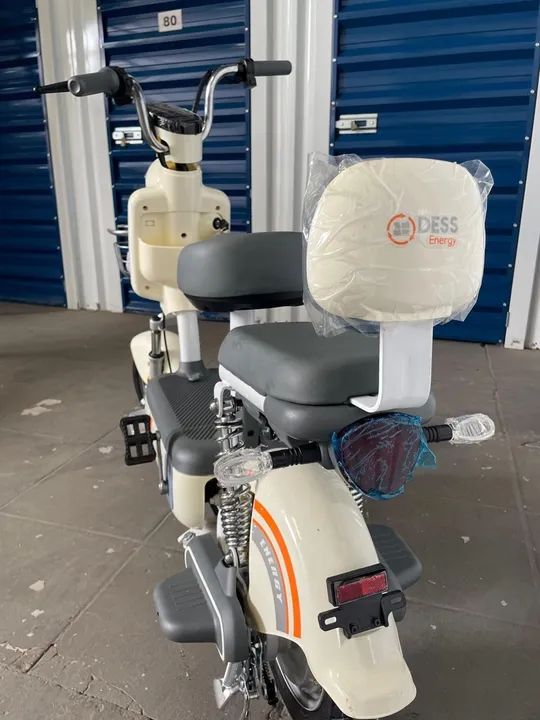 Scooter elétrica sem emplacamento e sem cnh 800w de potencia