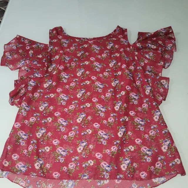 Blusa vinho florida - usada - Foto 3