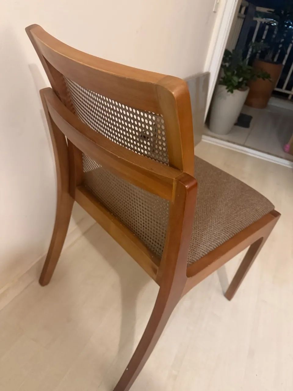 Cadeira para mesa de jantar