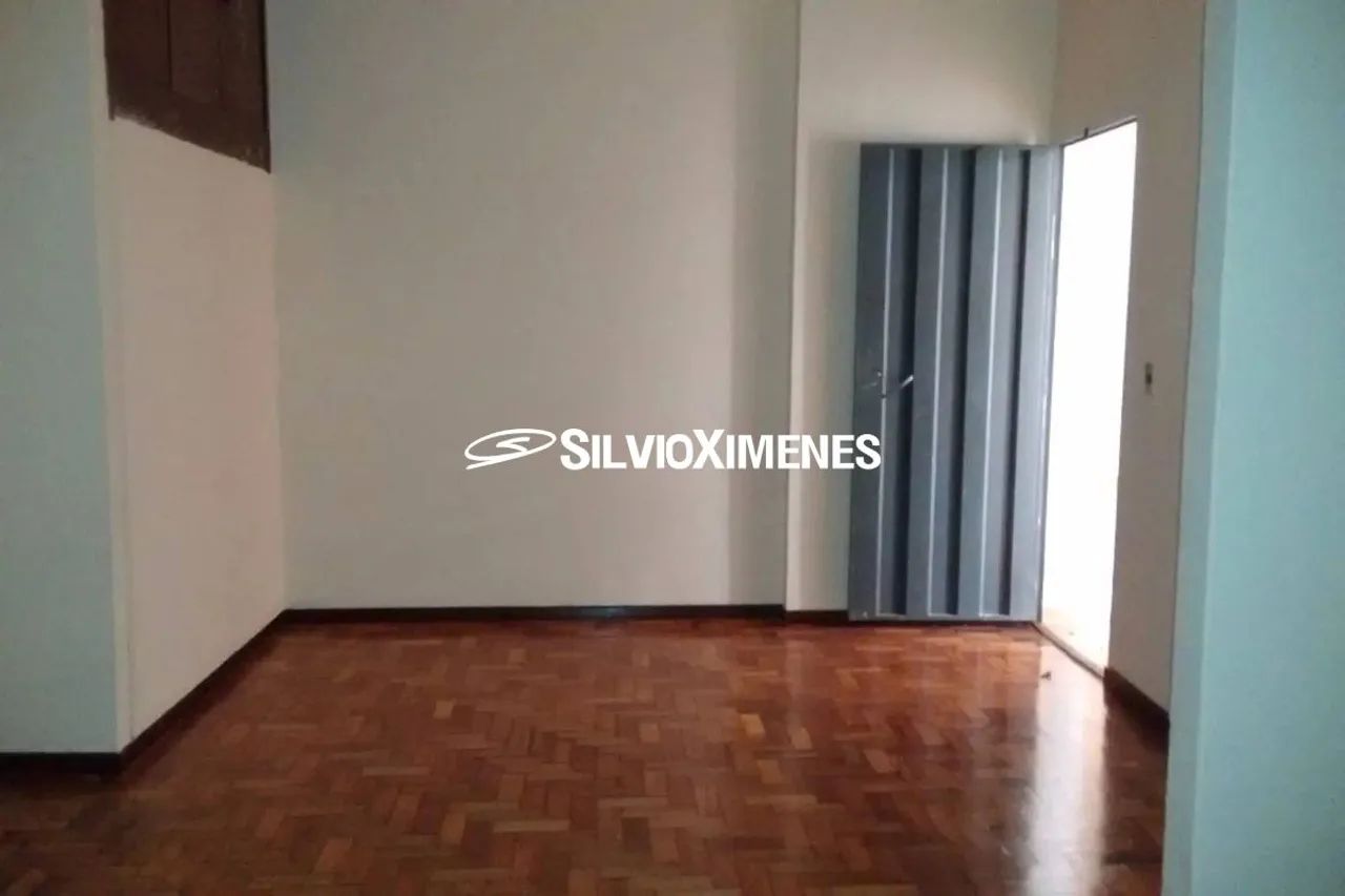 Misto  Residencial e Comercial no São Pedro com 200,00 (M²), 3 Quartos e 3 Vagas para Alug
