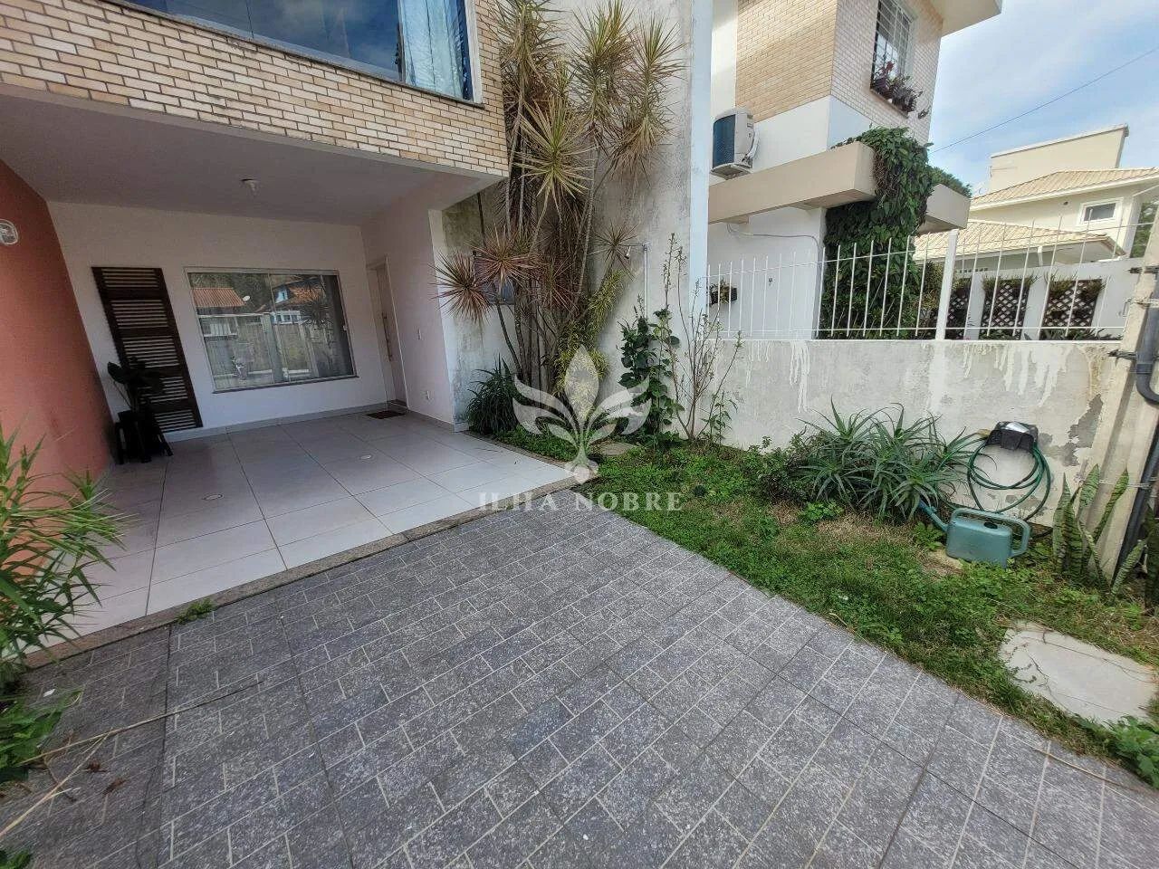 Casa mobiliada com 3 quartos no Rio Tavares, Florianópolis - Foto 2