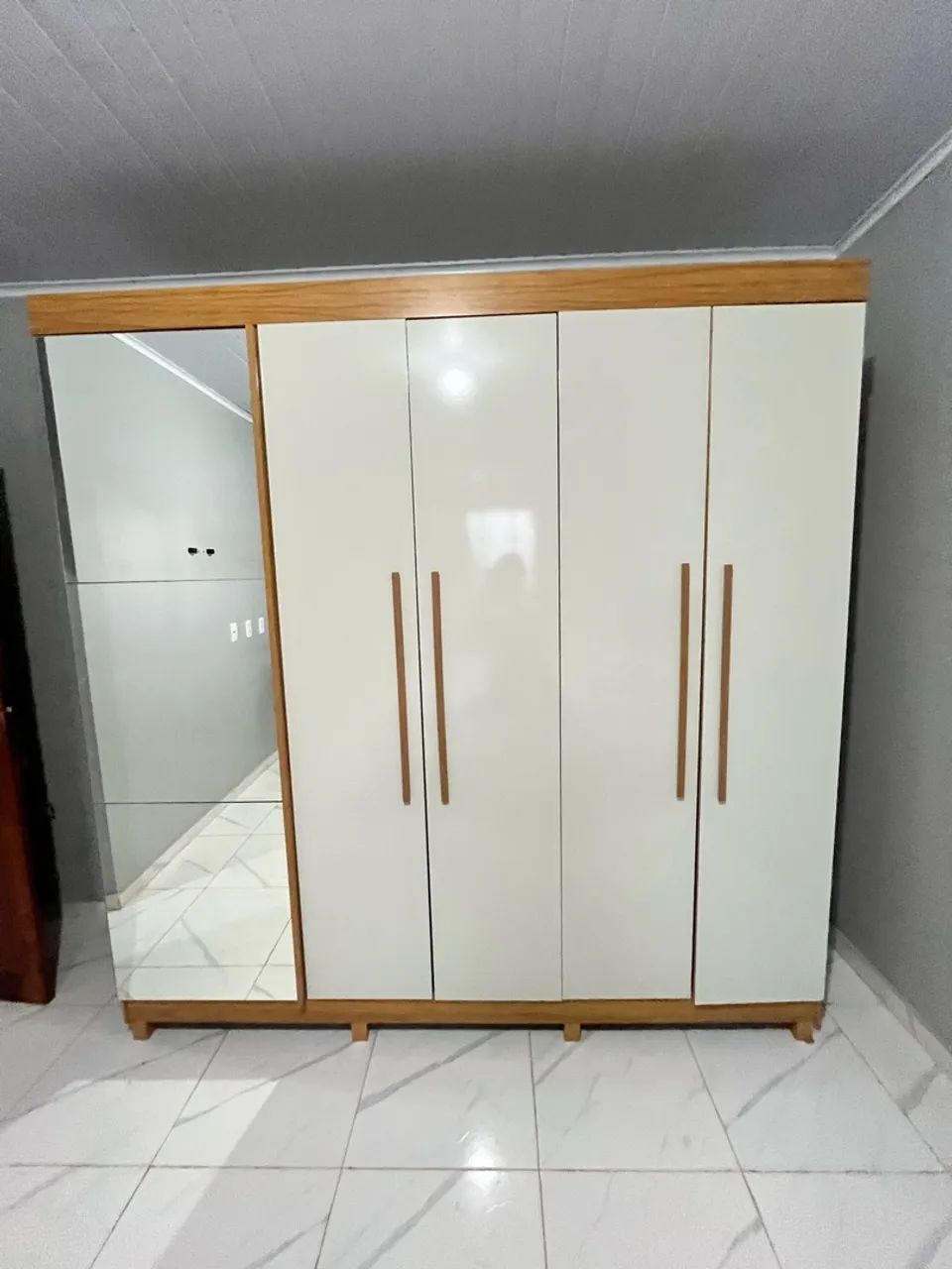 Guarda roupa