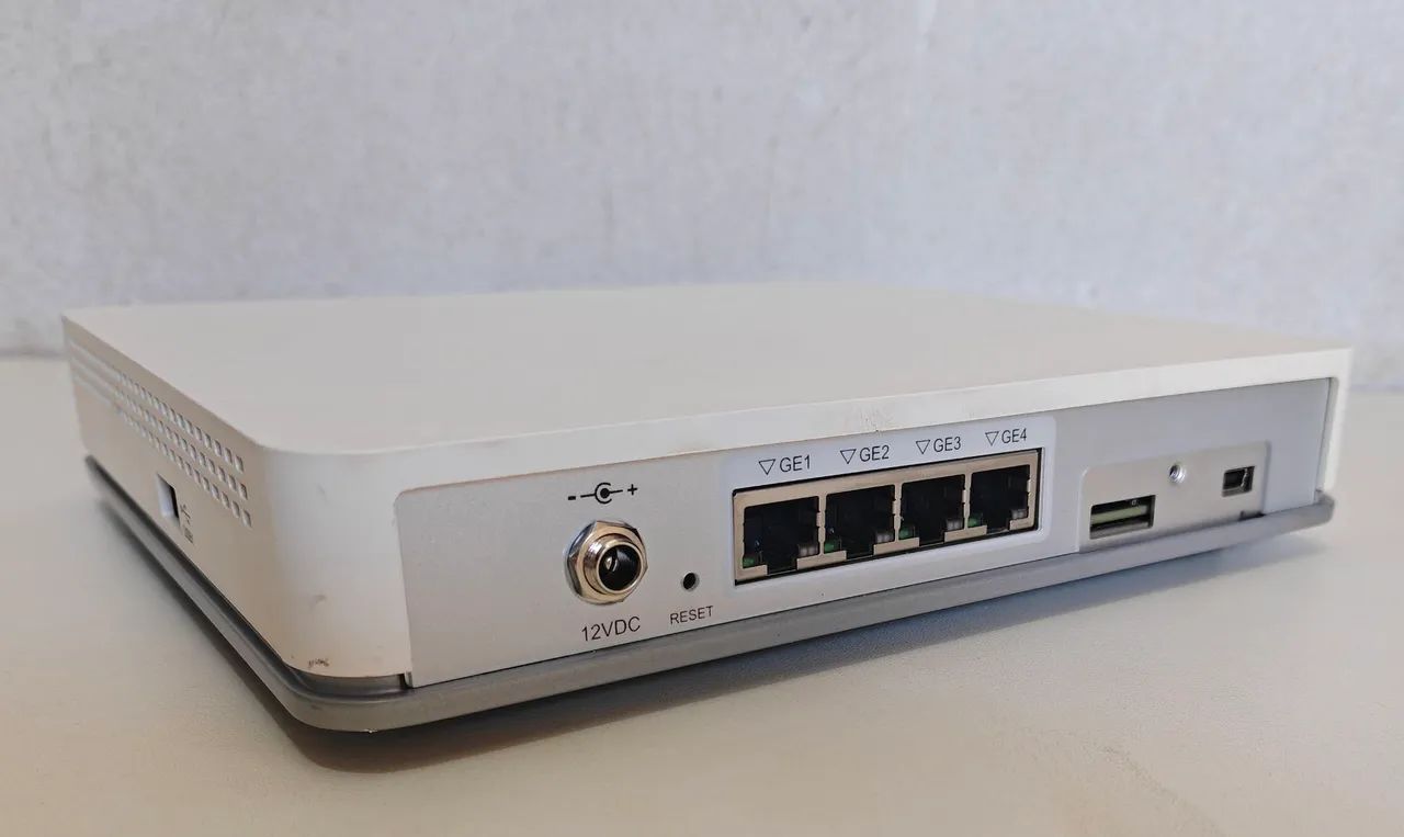 Roteador OpenWrt - Foto 2