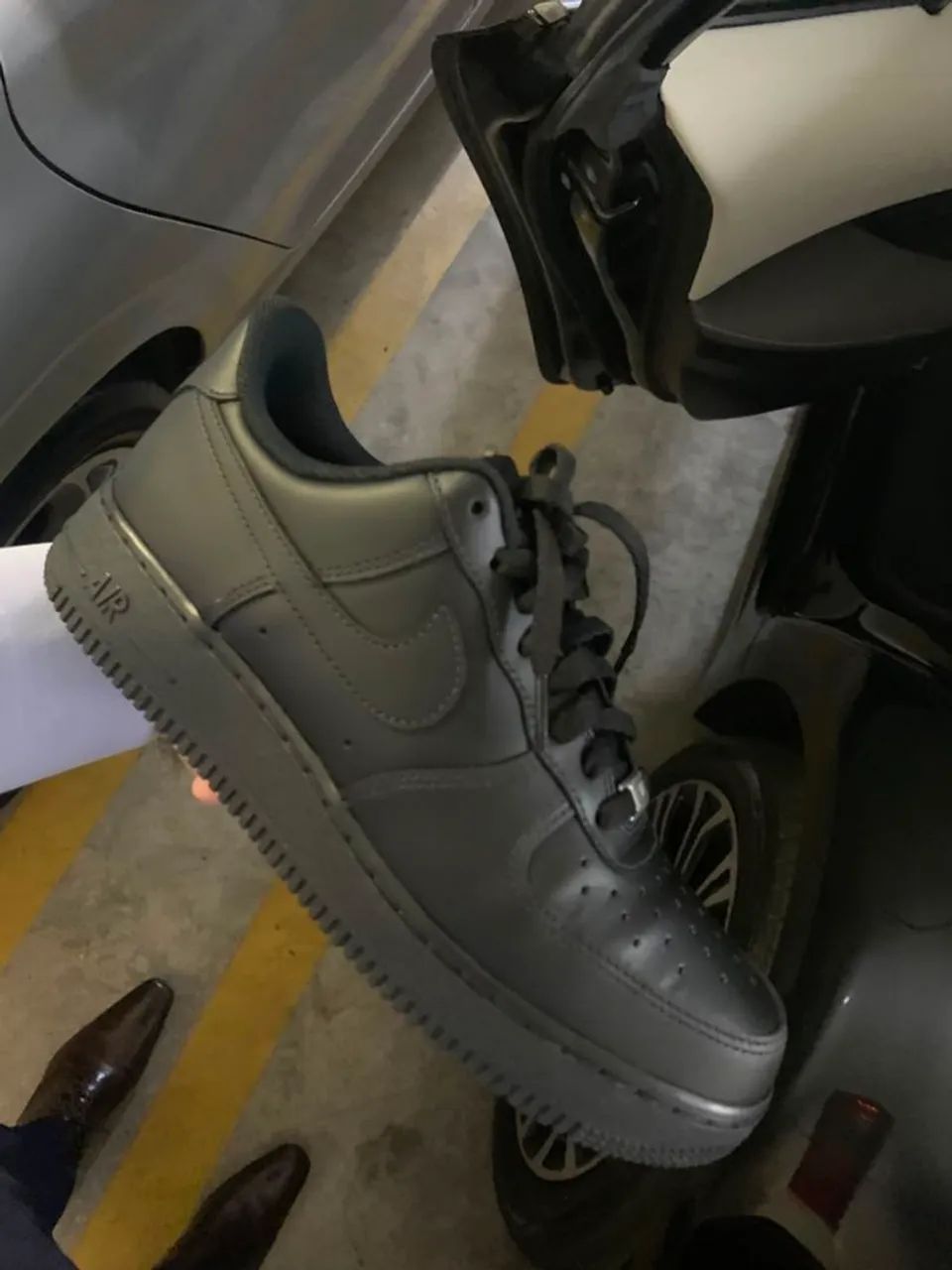 NIKE AIR FORCE ALL BLACK  - Foto 2