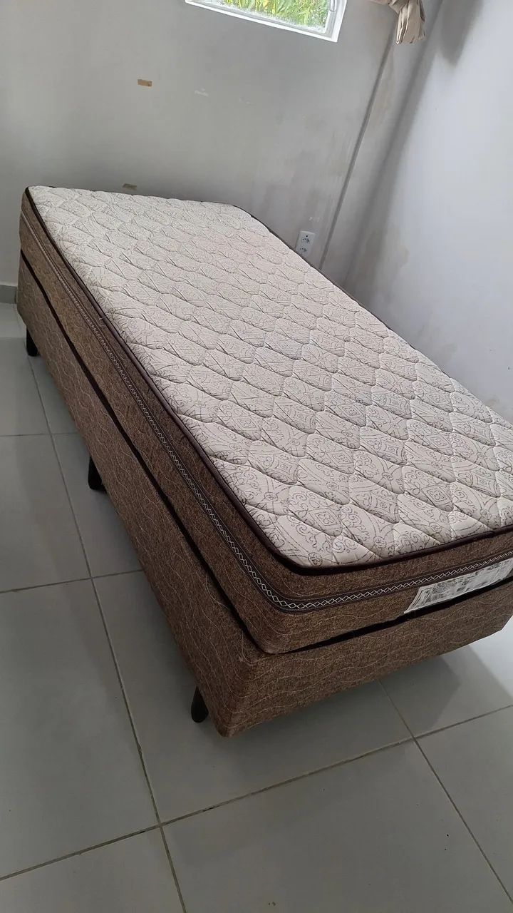Cama de solteiro 