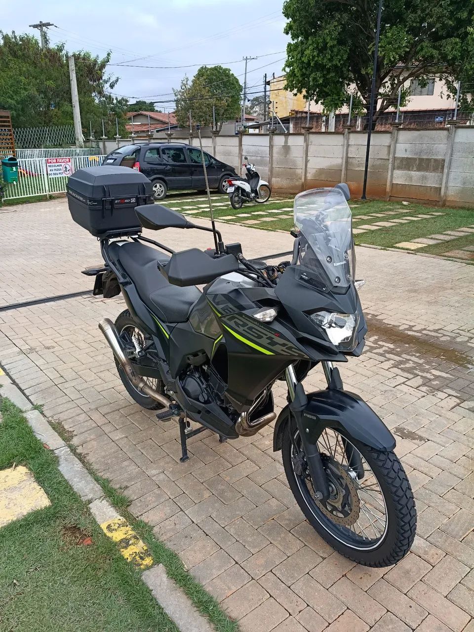 Versys 300 - Foto 2