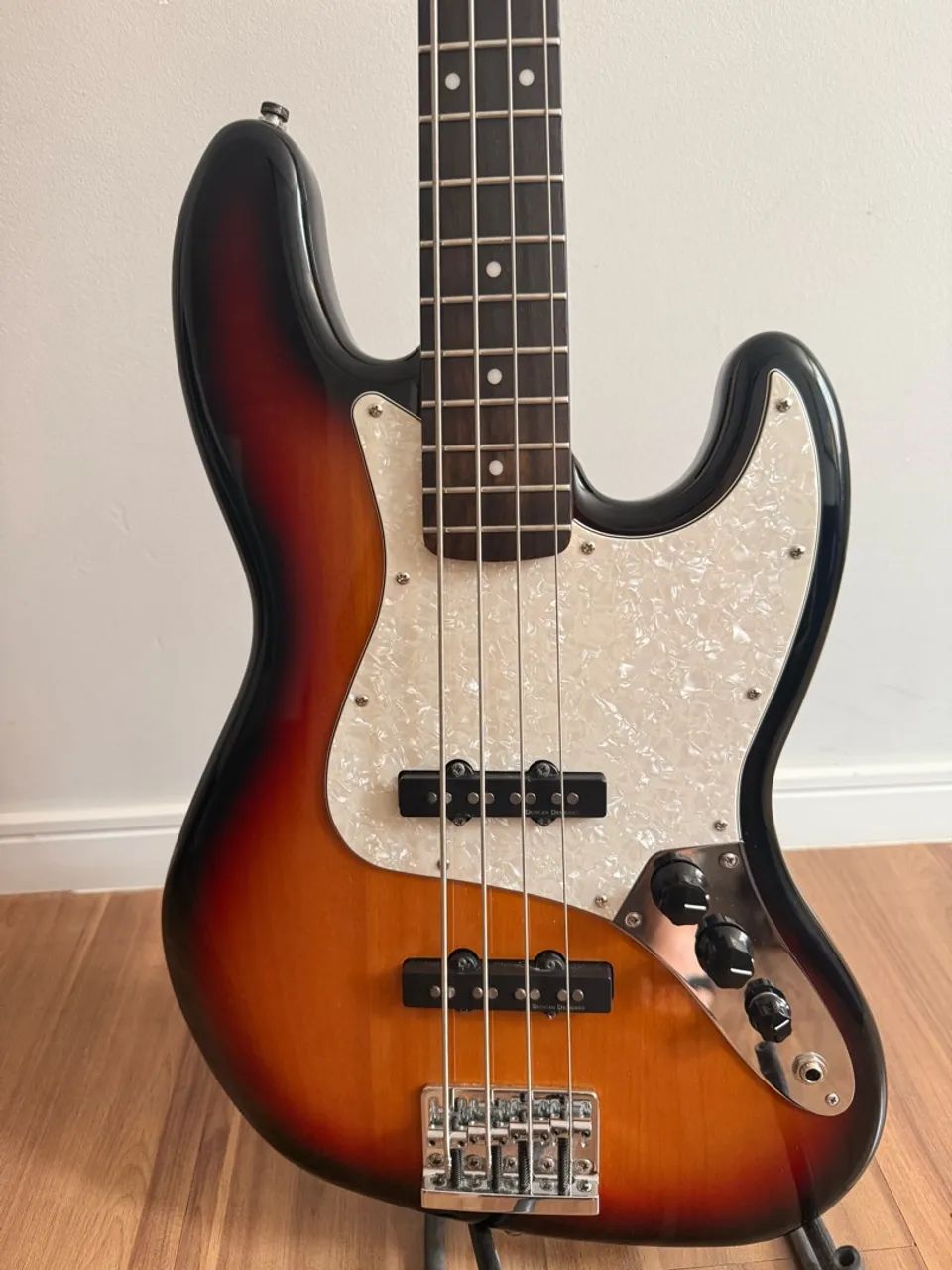 Squier Jazz Bass Vintage Modified - Instrumentos musicais