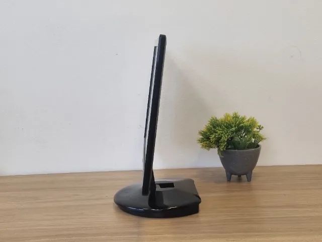 Monitor AOC E943Fwsk - Tela de 19" | 1366x768 - Foto 3