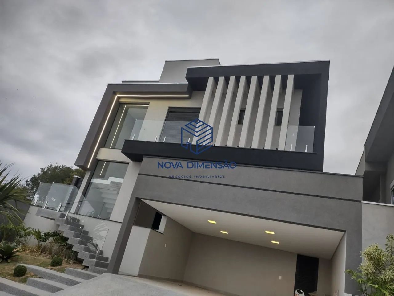 Casa com 3 dormitórios à venda, 236 m² por R$ 2.650.000,00 - Recanto dos Eucaliptos - São 