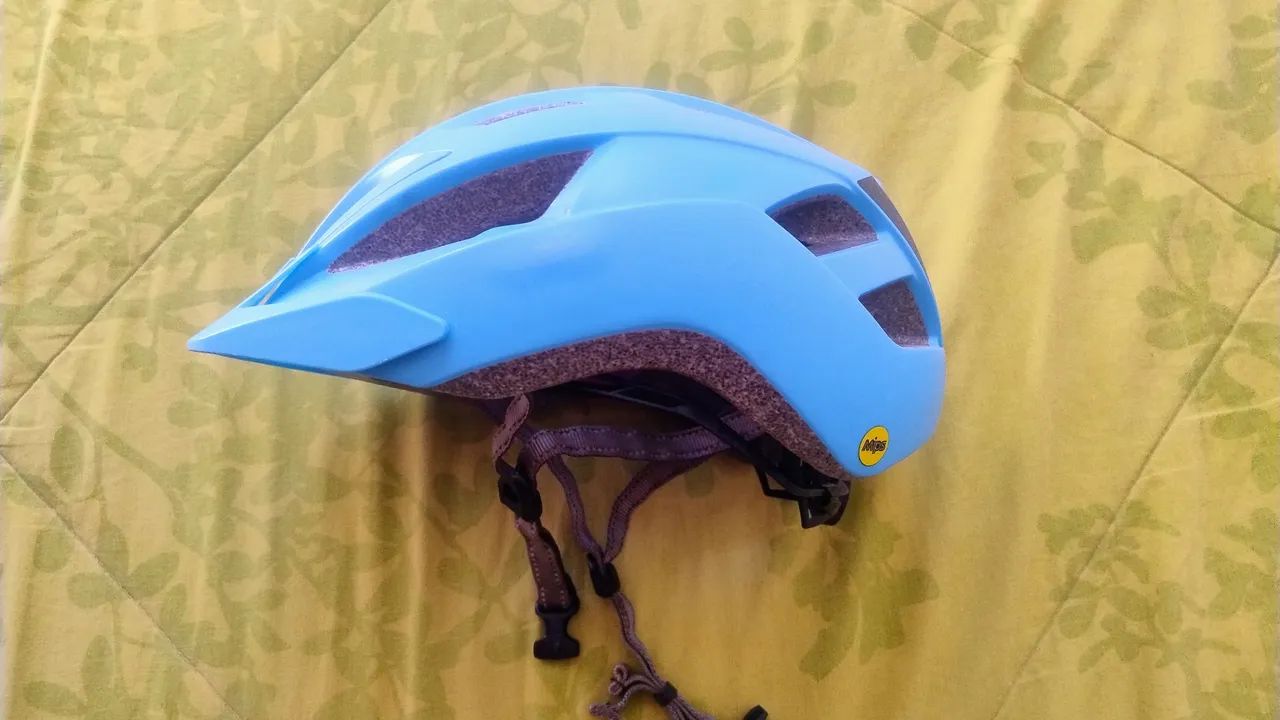 Capacete Bontrager Solstice com Mips - Foto 4