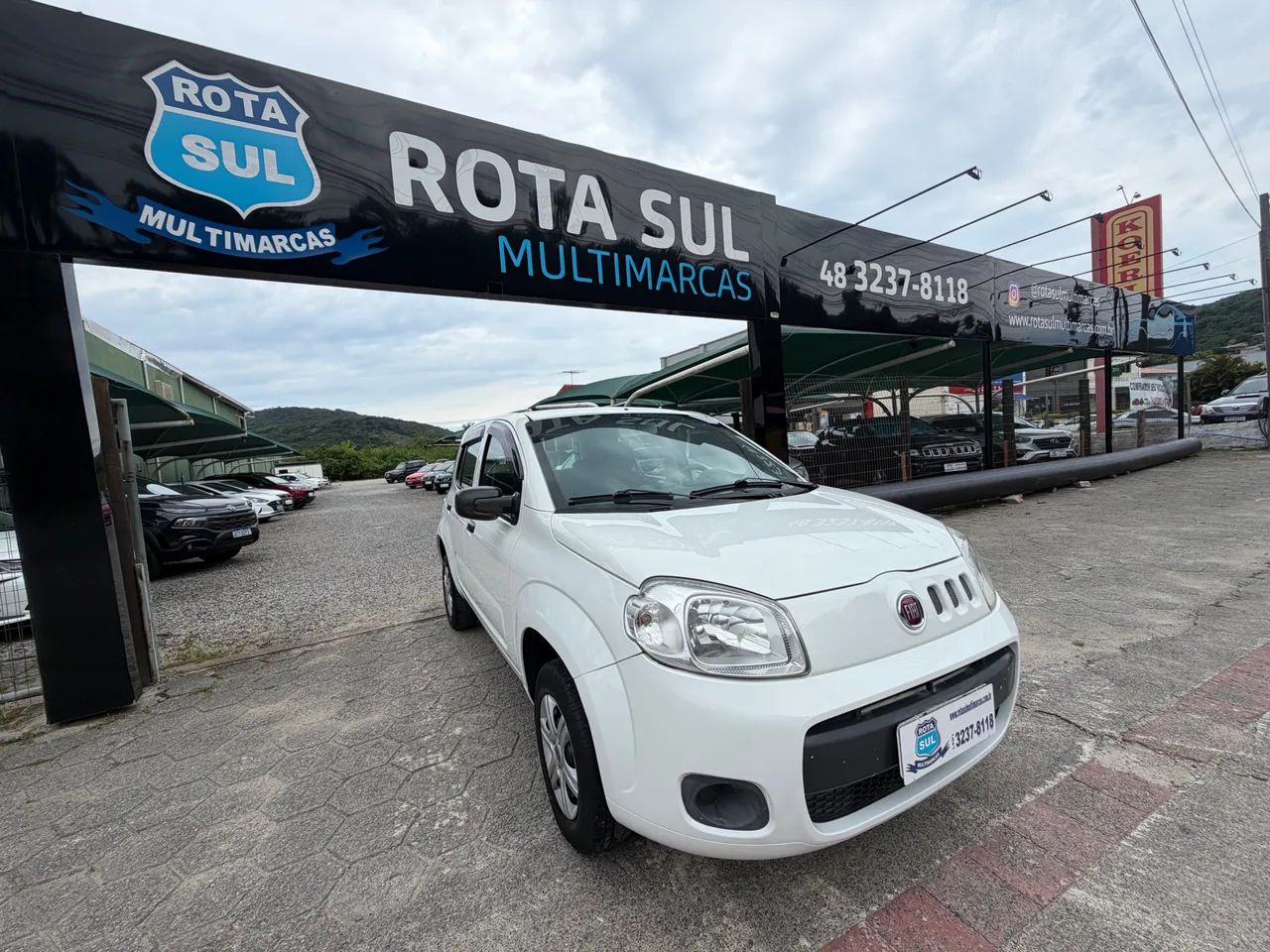 Fiat Uno Vivace College 1.0 EVO Fireflex 5P 2014 - Foto 2