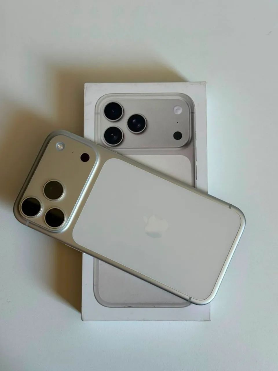 Título iPhone 17 pro Max - Foto 2