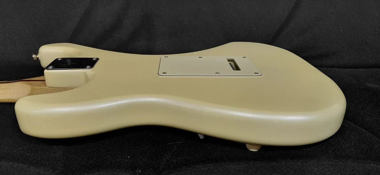 Guitarra Squier Stratocaster Deluxe(com upgrades) - Foto 5